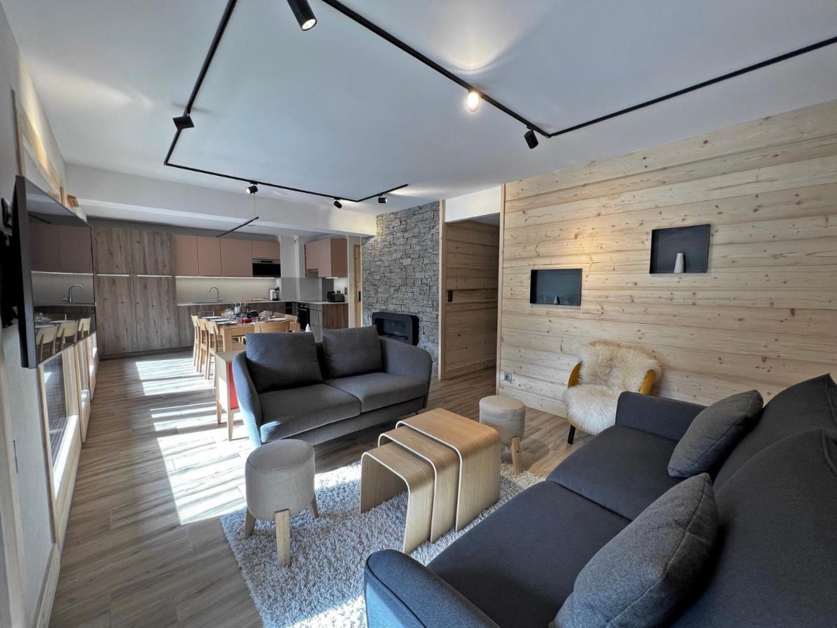 Ours Polaire Bel Appartement Village Et Pistes La Clusaz Exterior foto