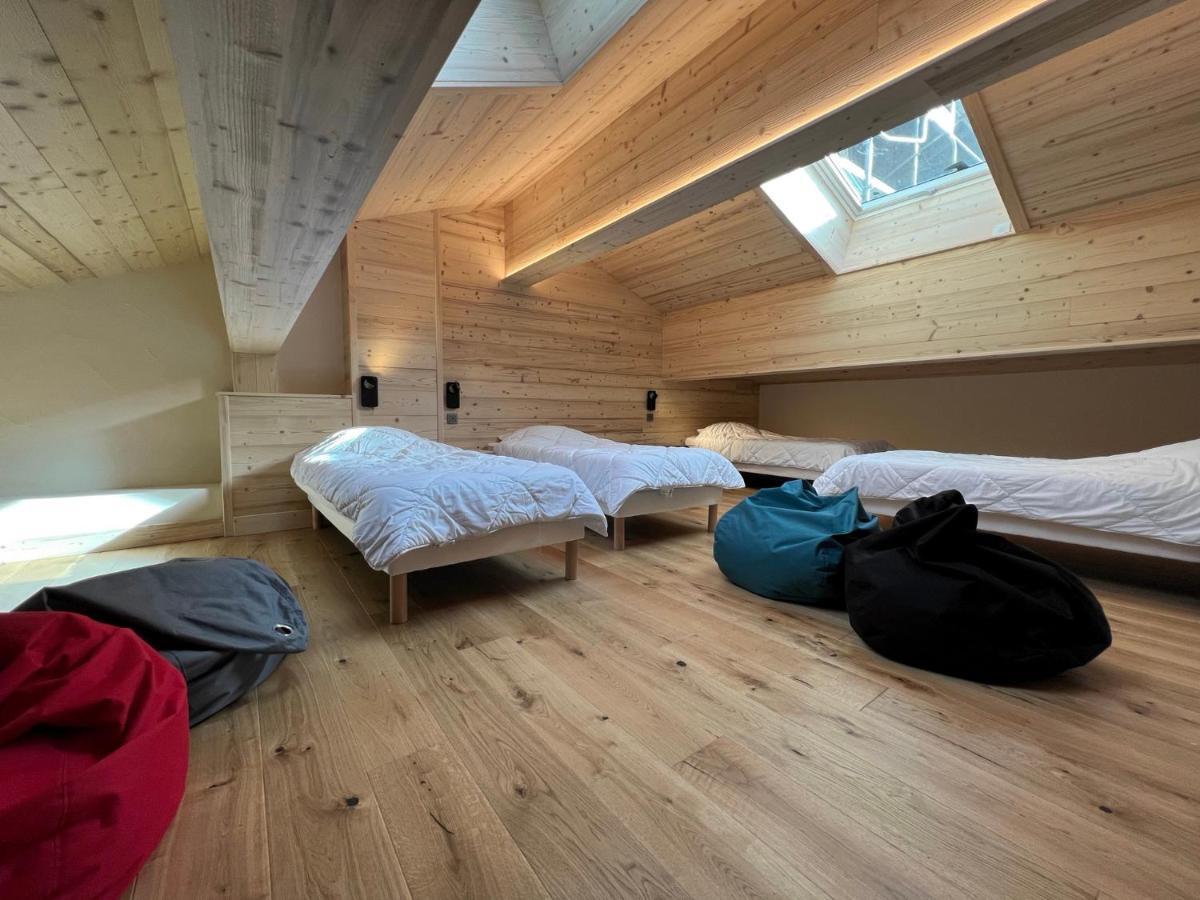 Ours Polaire Bel Appartement Village Et Pistes La Clusaz Exterior foto