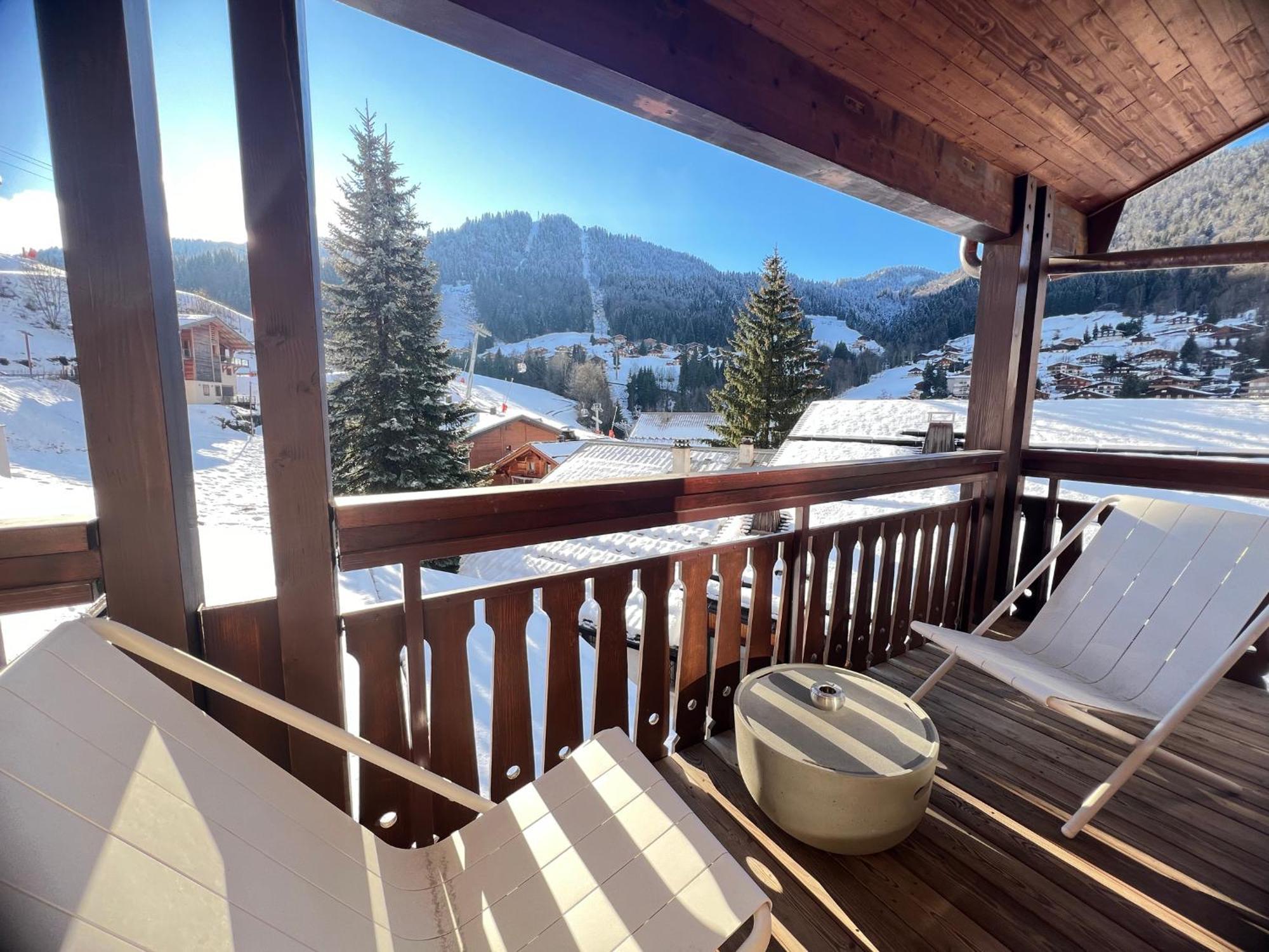 Ours Polaire Bel Appartement Village Et Pistes La Clusaz Exterior foto